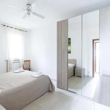 アパート La Casa Del Mare Private Parking And Wifi リド・アドリアーノ